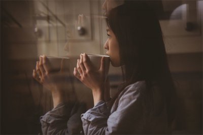 ​家境差的女孩共性(细节判断一个女孩家境)