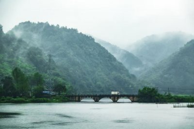 ​山雨古诗，记录一些描写山雨的古诗